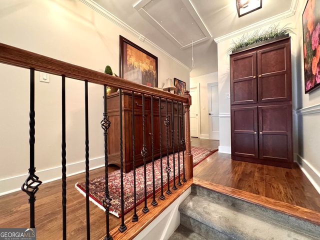 17 Willow Glen NE, Atlanta, GA 30342