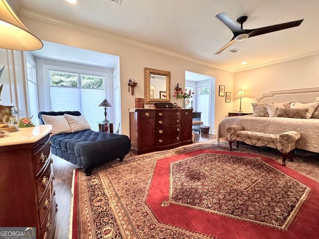 17 Willow Glen NE, Atlanta, GA 30342
