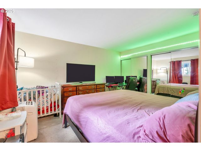 4 TOUCHSTONE 62, Lake Oswego, OR 97035