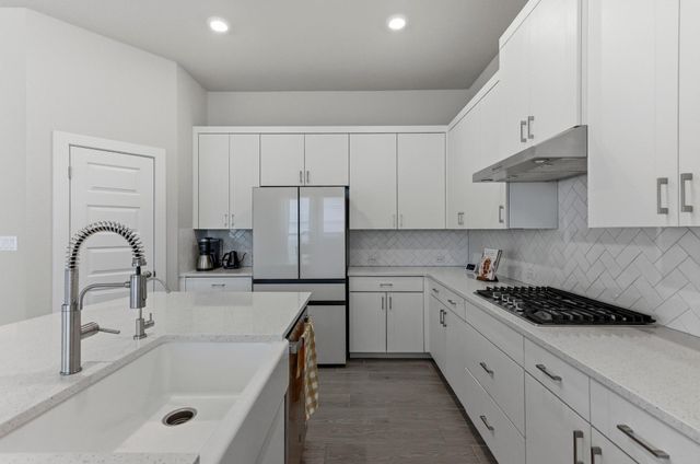 1209 Bluewood BND, Leander, TX 78641