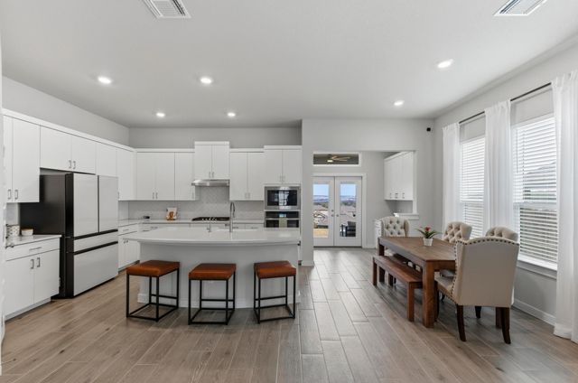 1209 Bluewood BND, Leander, TX 78641