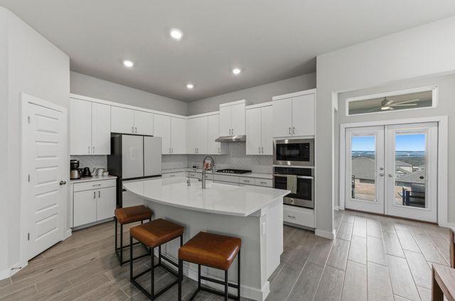 1209 Bluewood BND, Leander, TX 78641