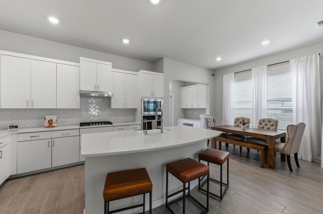 1209 Bluewood BND, Leander, TX 78641