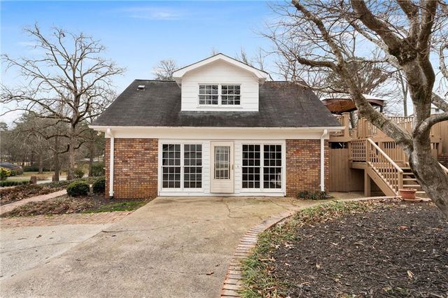 43 Hickory Hill SW Drive, Cartersville, GA 30120