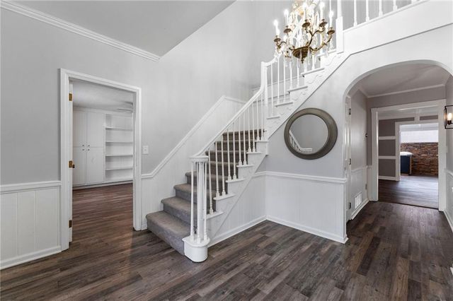 43 Hickory Hill SW Drive, Cartersville, GA 30120