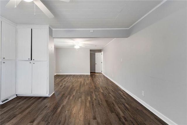 43 Hickory Hill SW Drive, Cartersville, GA 30120