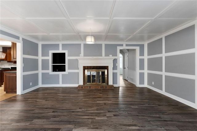 43 Hickory Hill SW Drive, Cartersville, GA 30120