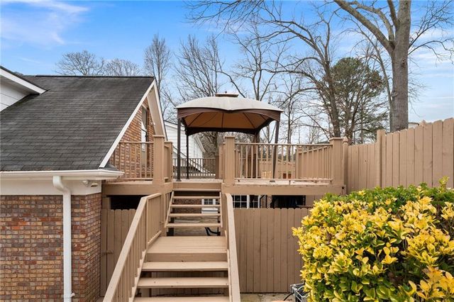 43 Hickory Hill SW Drive, Cartersville, GA 30120