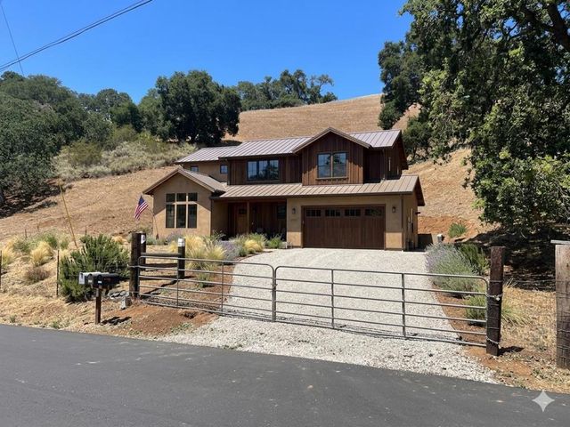 2328 Dahlberg Drive, Morgan Hill, CA 95037