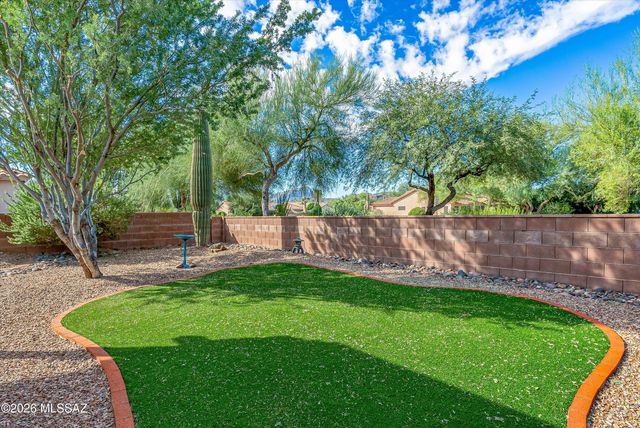 7683 W Starry Night Lane, Tucson, AZ 85743