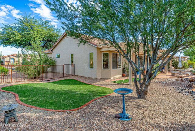 7683 W Starry Night Lane, Tucson, AZ 85743