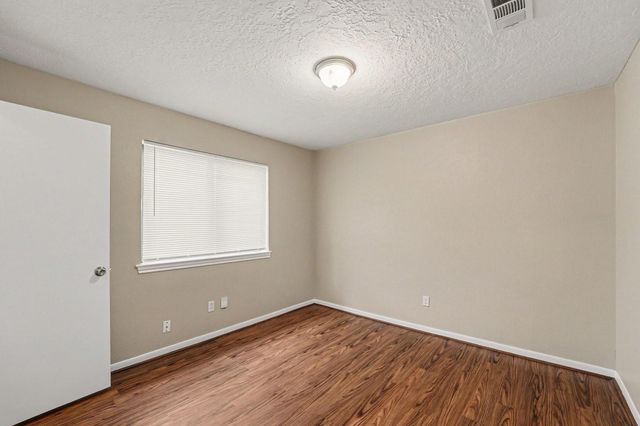 6210 Saint Anne Forest Drive, Houston, TX 77088