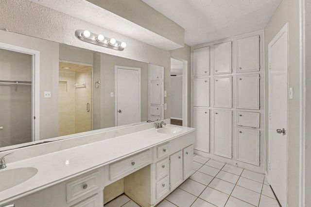6210 Saint Anne Forest Drive, Houston, TX 77088