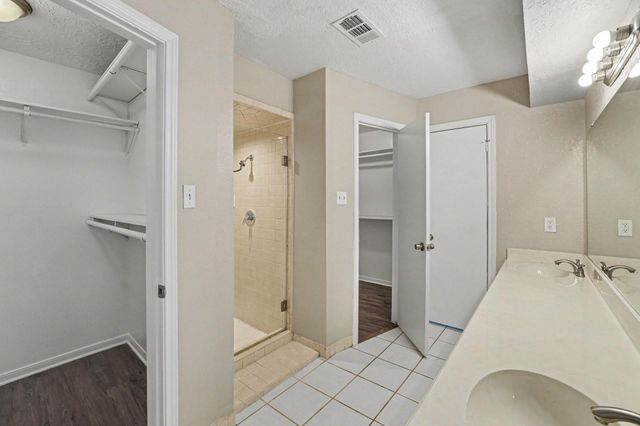 6210 Saint Anne Forest Drive, Houston, TX 77088