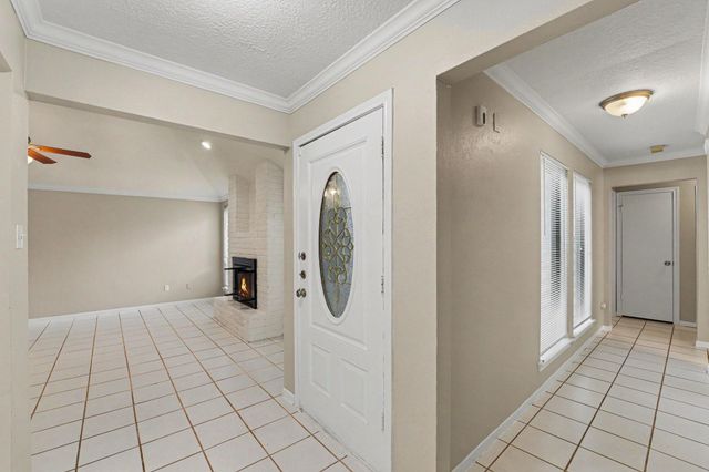 6210 Saint Anne Forest Drive, Houston, TX 77088