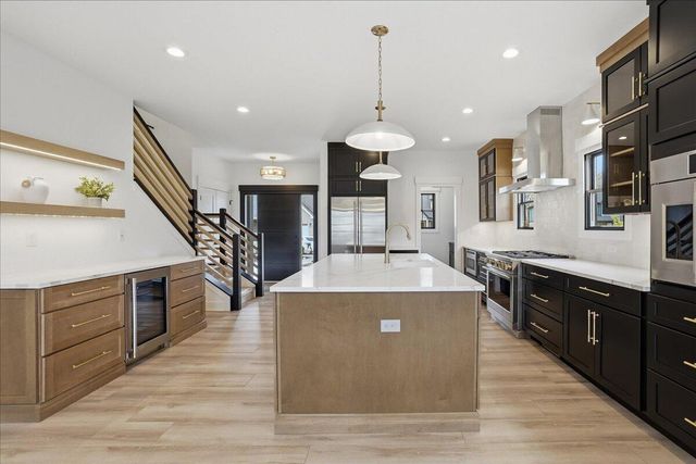 9547 Tall Grass Trail, St. John, IN 46373