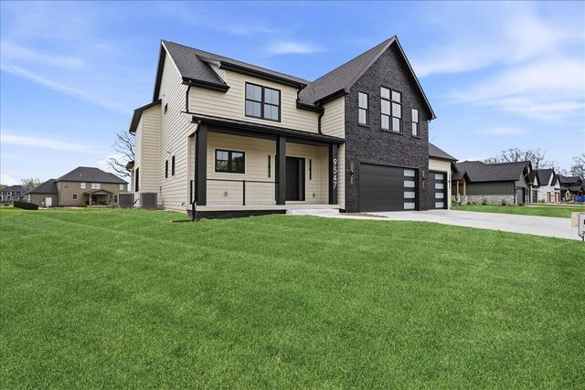 9547 Tall Grass Trail, St. John, IN 46373