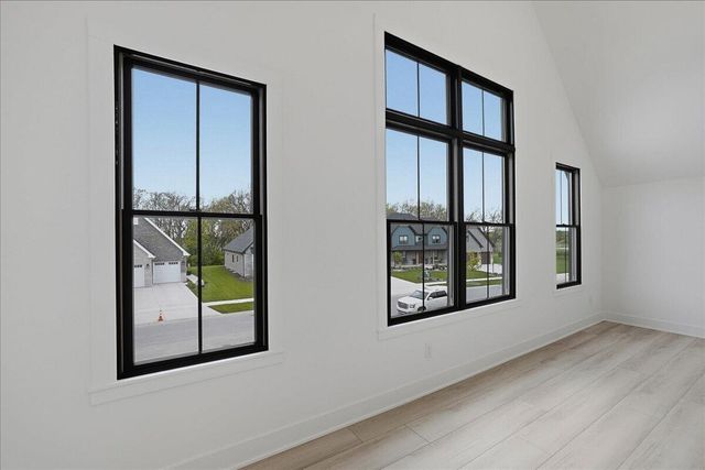 9547 Tall Grass Trail, St. John, IN 46373