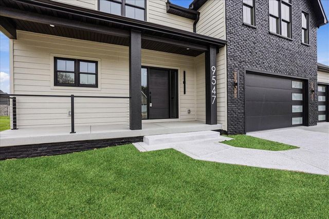9547 Tall Grass Trail, St. John, IN 46373