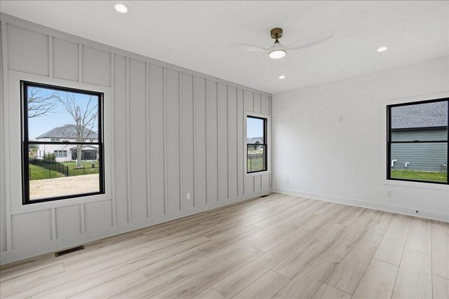 9547 Tall Grass Trail, St. John, IN 46373