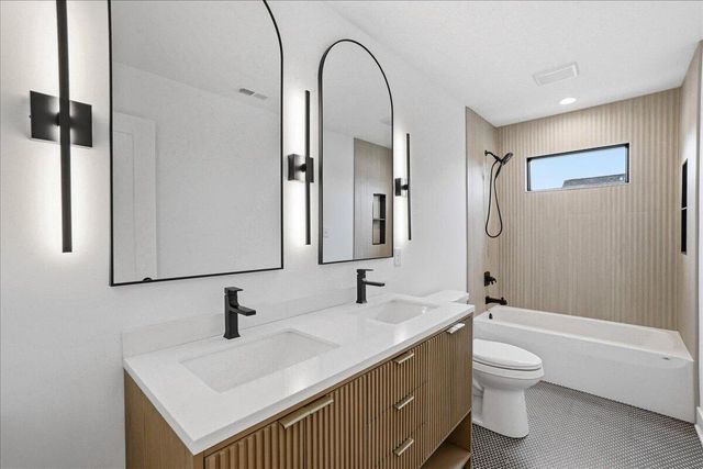 9547 Tall Grass Trail, St. John, IN 46373