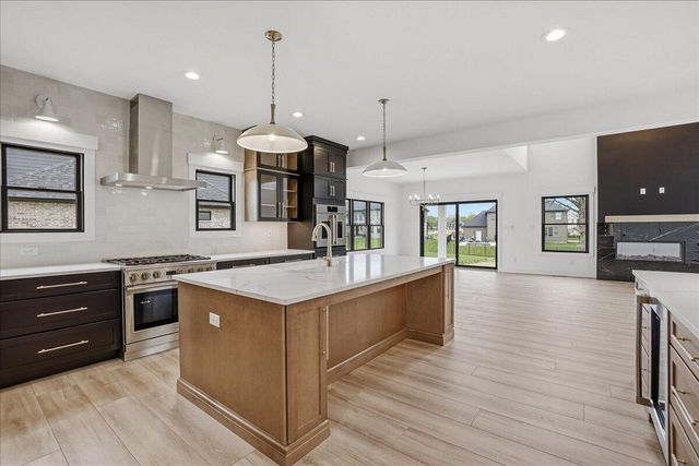 9547 Tall Grass Trail, St. John, IN 46373