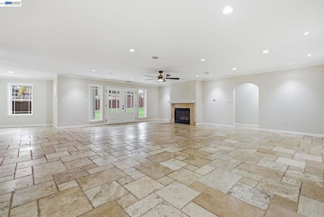 3370 3370 Gardella Plz, Livermore, CA 94551