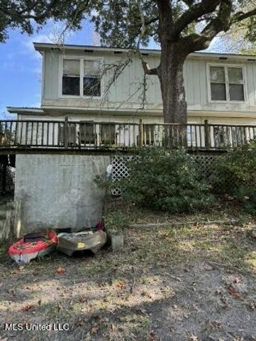 1701 Pat Drive, Gautier, MS 39553