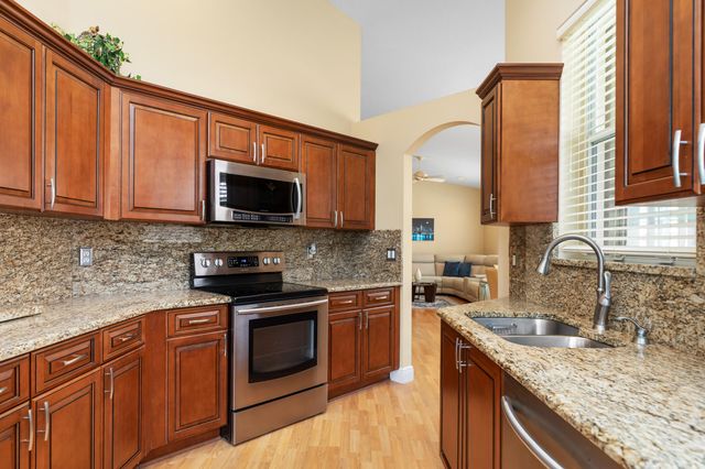 6657 Vía Roma, Delray Beach, FL 33446