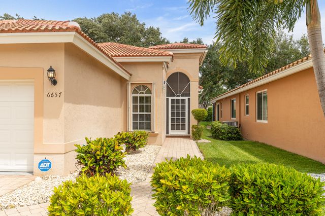 6657 Vía Roma, Delray Beach, FL 33446