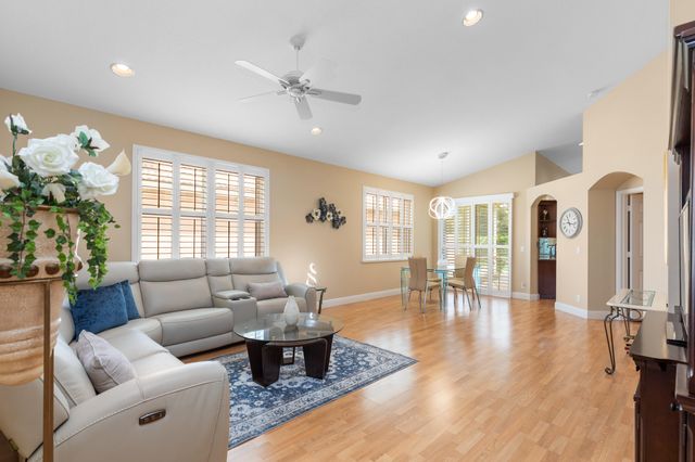 6657 Vía Roma, Delray Beach, FL 33446