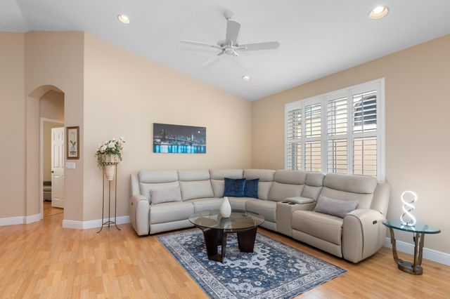 6657 Vía Roma, Delray Beach, FL 33446