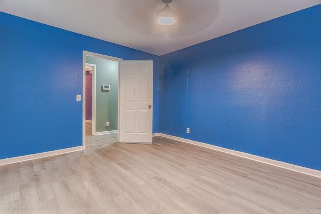 604 Meadow Ln, Paragould, AR 72450