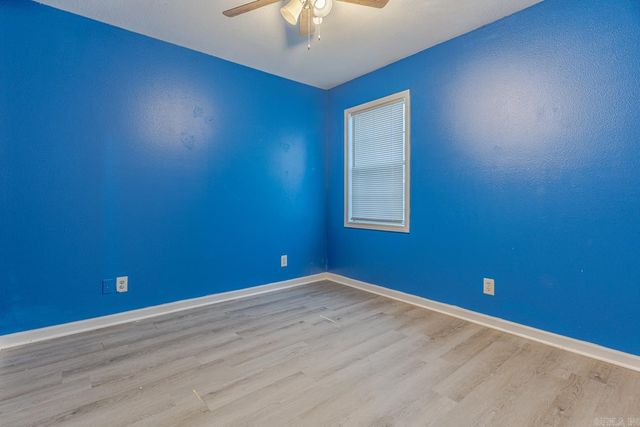 604 Meadow Ln, Paragould, AR 72450