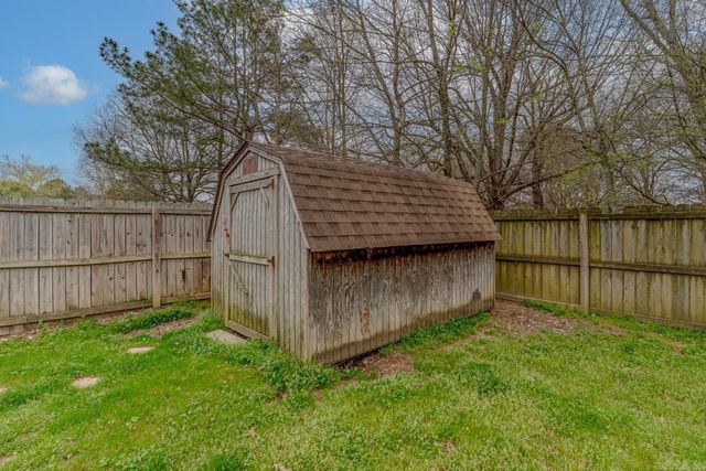 604 Meadow Ln, Paragould, AR 72450