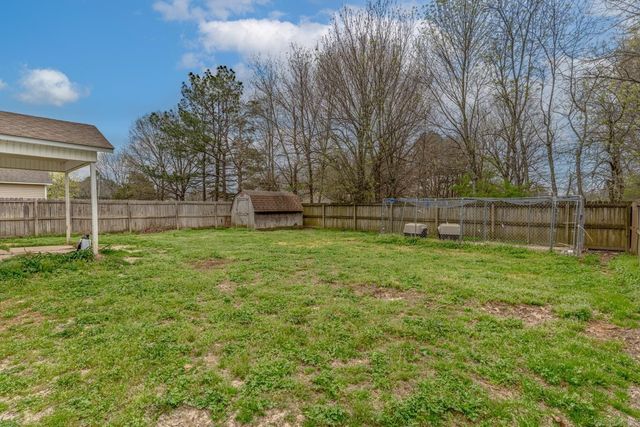 604 Meadow Ln, Paragould, AR 72450