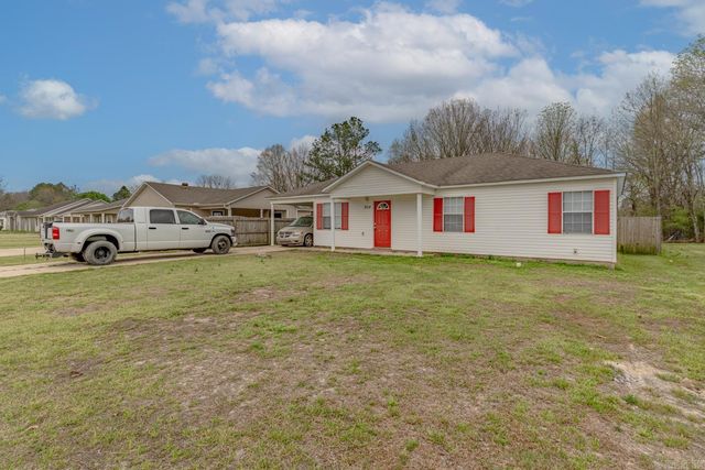 604 Meadow Ln, Paragould, AR 72450
