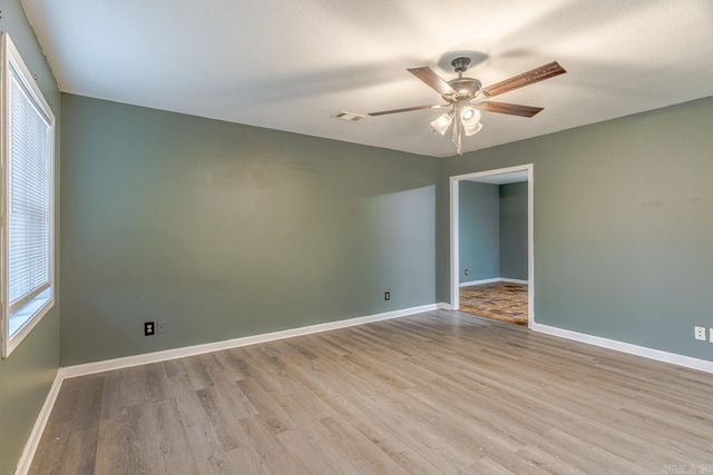 604 Meadow Ln, Paragould, AR 72450