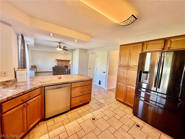 5264 Brockton Drive, Stow, OH 44224