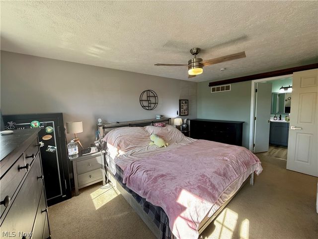 5264 Brockton Drive, Stow, OH 44224
