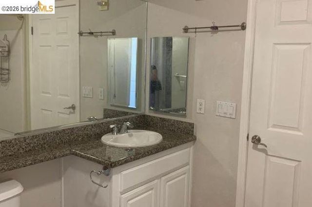 1121 40th ST 5102, Emeryville, CA 94608