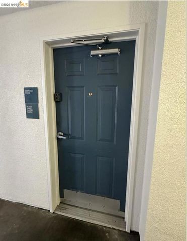 1121 40th ST 5102, Emeryville, CA 94608