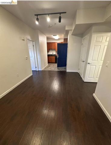 1121 40th ST 5102, Emeryville, CA 94608