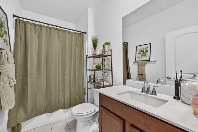2505 Buzz Aldrin Way, Sacramento, CA 95834