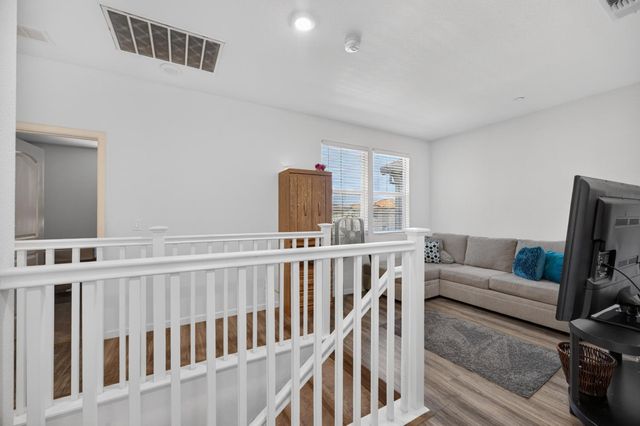 2505 Buzz Aldrin Way, Sacramento, CA 95834