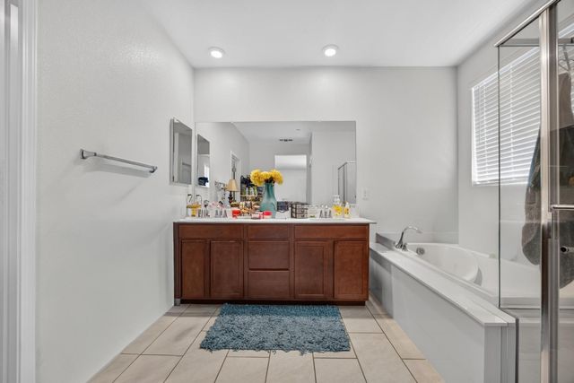 2505 Buzz Aldrin Way, Sacramento, CA 95834