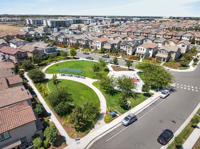 2505 Buzz Aldrin Way, Sacramento, CA 95834