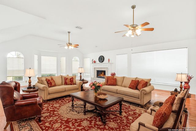 2034 Oak Crown, San Antonio, TX 78232