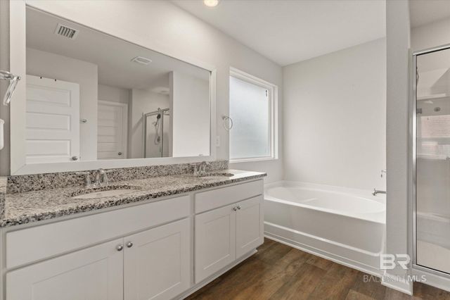 20675 Mercury Drive, Robertsdale, AL 36567
