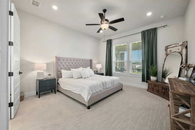 997 Sage Thrasher CIR, Dripping Springs, TX 78620